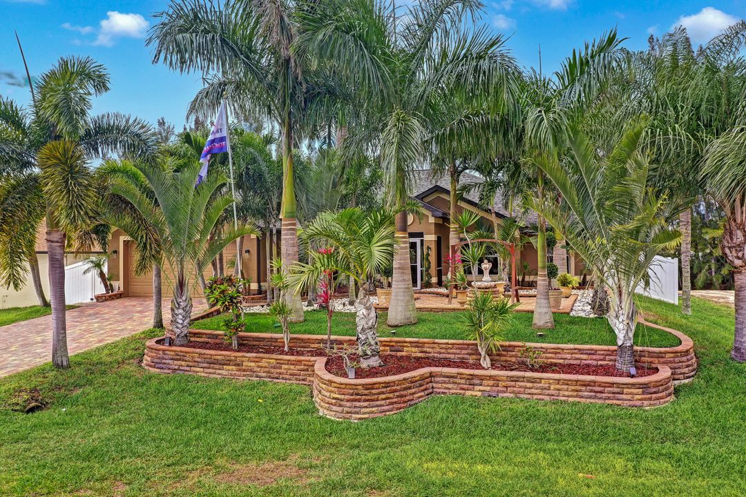 1218 SW 18th Ave, Cape Coral, FL 33991