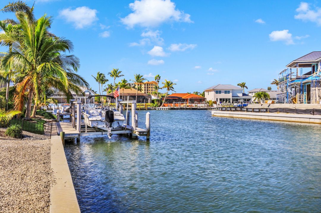 459 Marquesas Ct, Marco Island, FL 34145