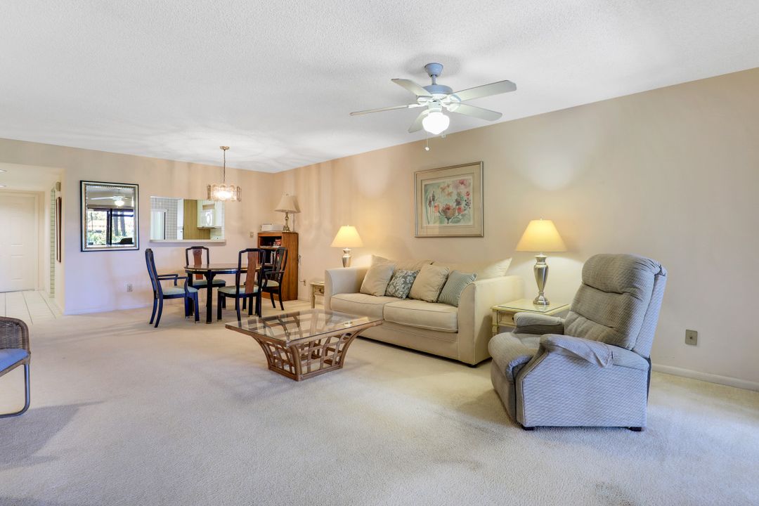 15330 Cedarwood Ln, Naples, FL 34110