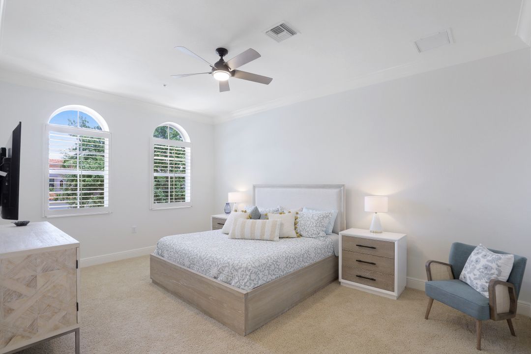 3176 Serena Ln #202, Naples, FL 34114