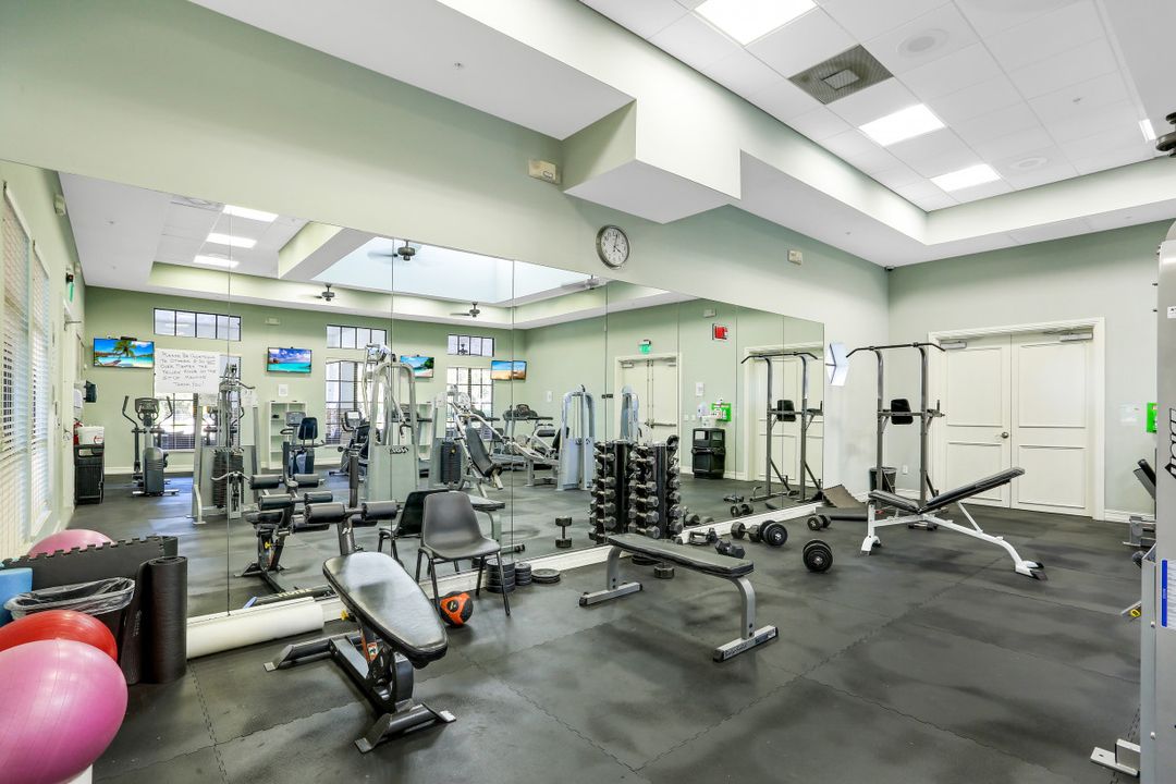 10654 Essex Square Blvd, Fort Myers, FL 33913