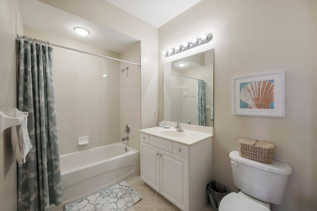 3993 Bishopwood Ct E #206, Naples, FL 34114