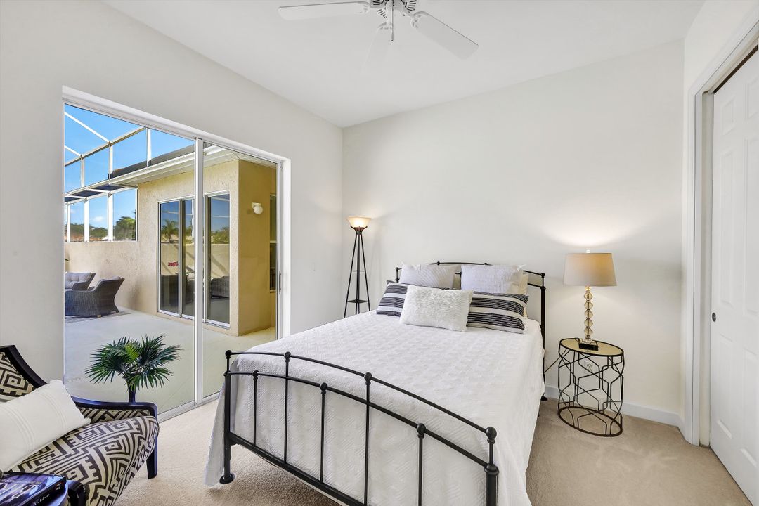 6104 Highwood Park Ln, Naples, FL 34110