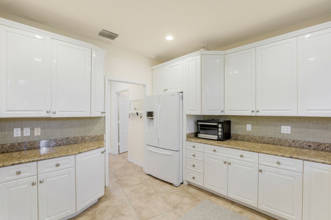 188 Richmond Ct, Marco Island, FL 34145