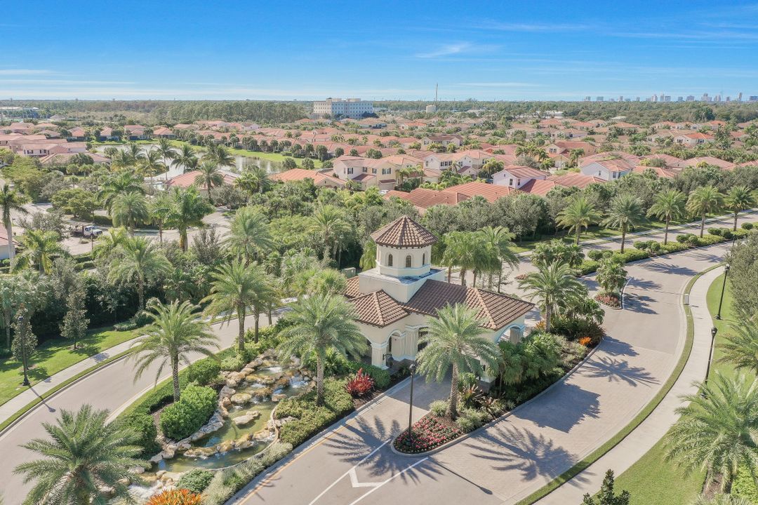13730 Callisto Ave, Naples, FL 34109