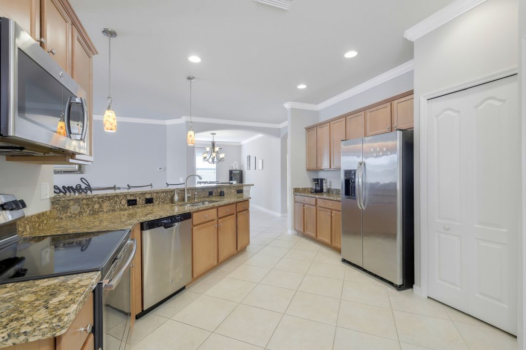 11435 Icarus Cir, Lehigh Acres, FL 33971