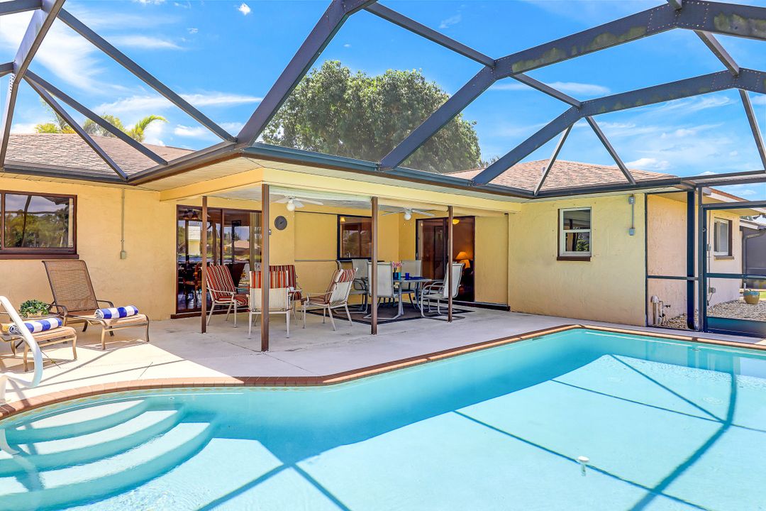 2002 SE 6th Ave, Cape Coral, FL 33990