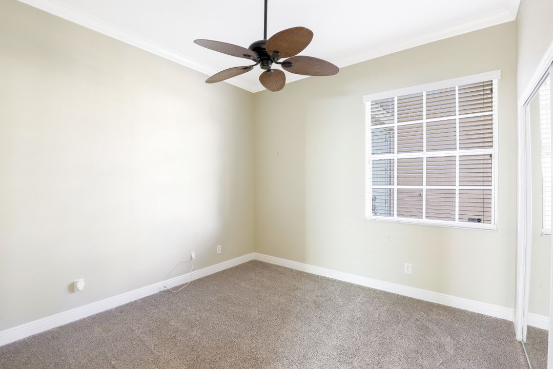 3304 Potomac Ct, Naples, FL 34120