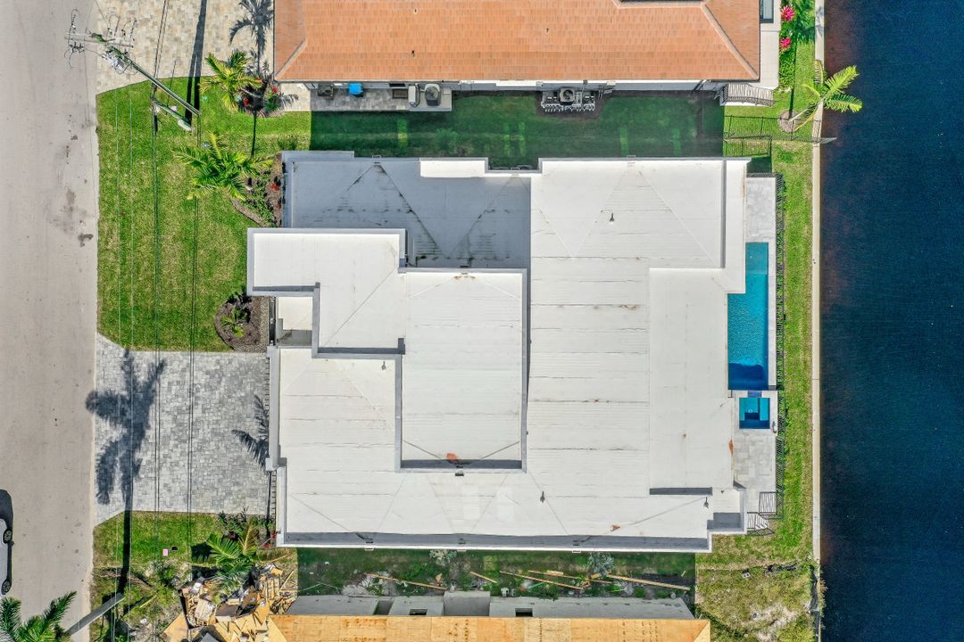 5305 Bayshore Ave, Cape Coral, FL 33904