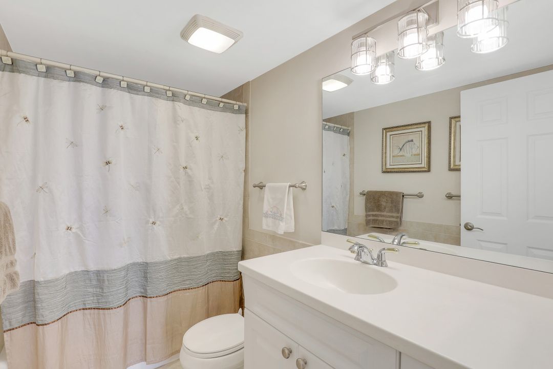 320 Seaview Ct #808, Marco Island, FL 34145