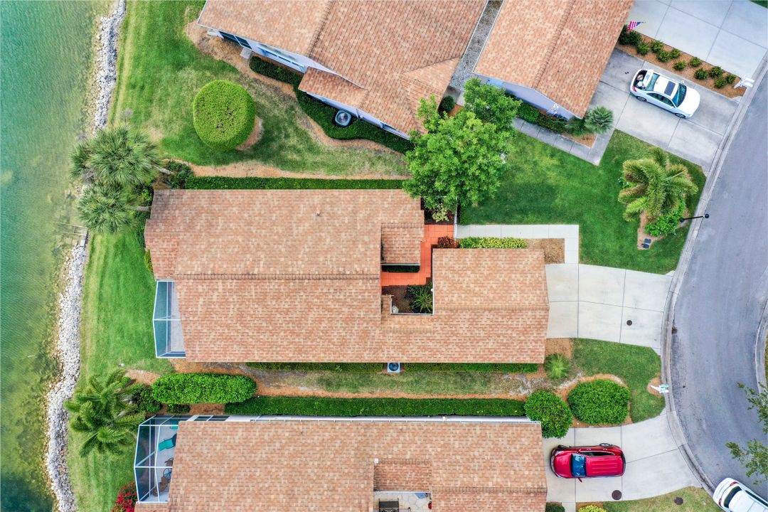 2810 Sailors Way, Naples, FL 34109