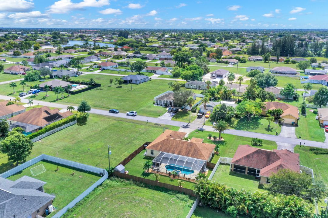 321 NE 10th Terrace, Cape Coral, FL 33909