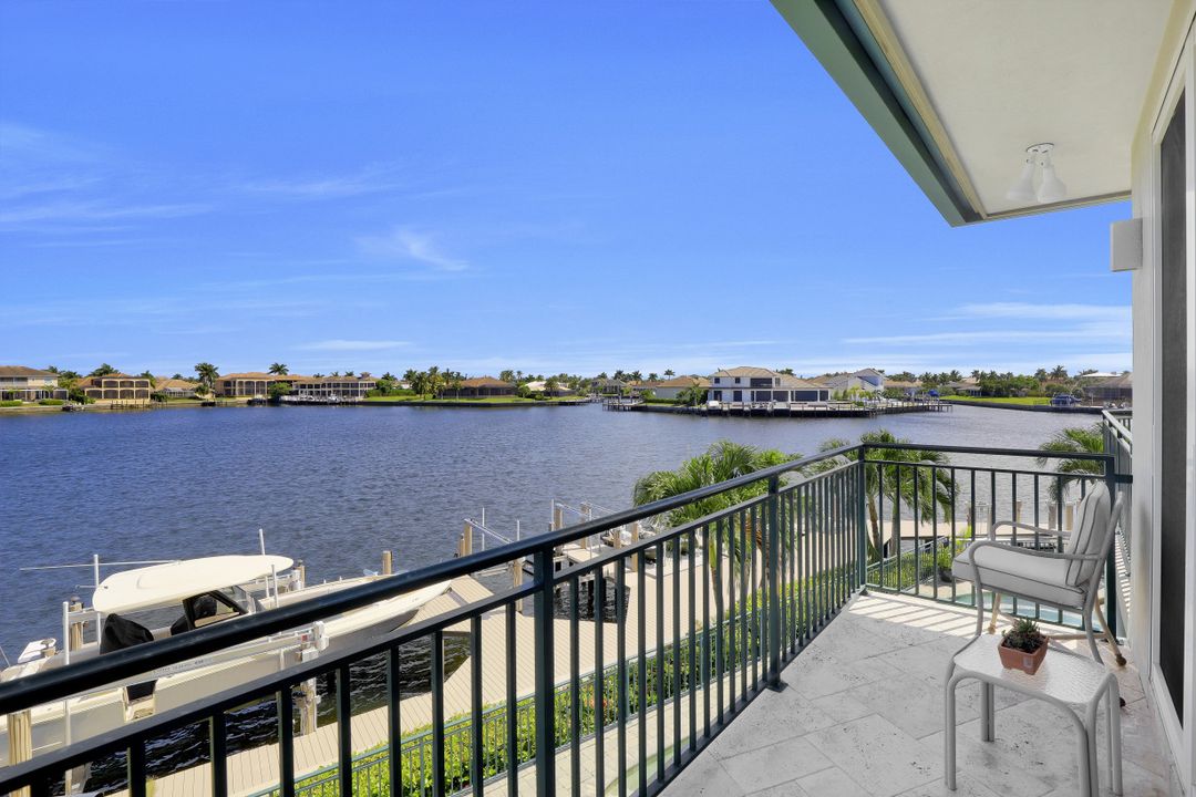 940 Tulip Ct, Marco Island, FL 34145