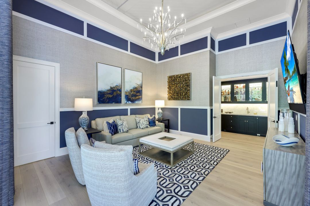 359 Warwick Way, Naples, FL 34110