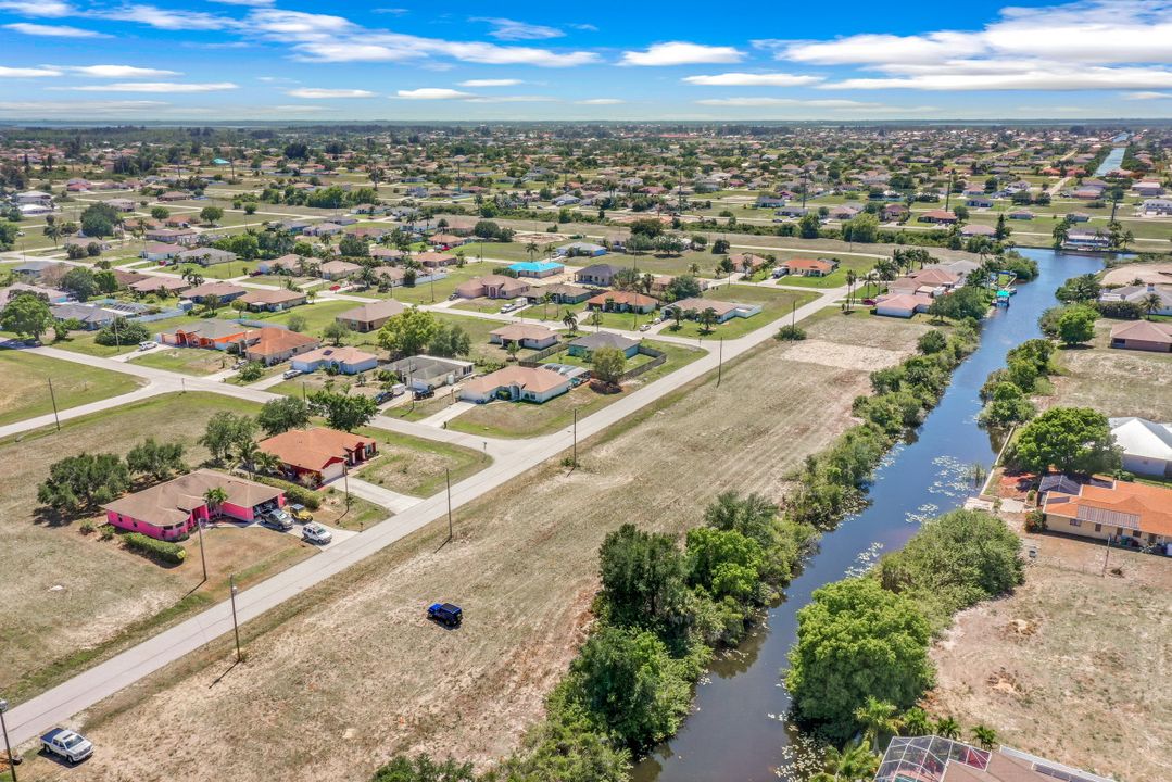 2105 NW 3rd Terrace, Cape Coral, FL 33993