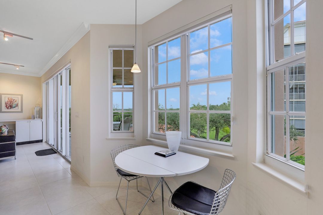 269 Vintage Bay Dr #212, Marco Island, FL 34145