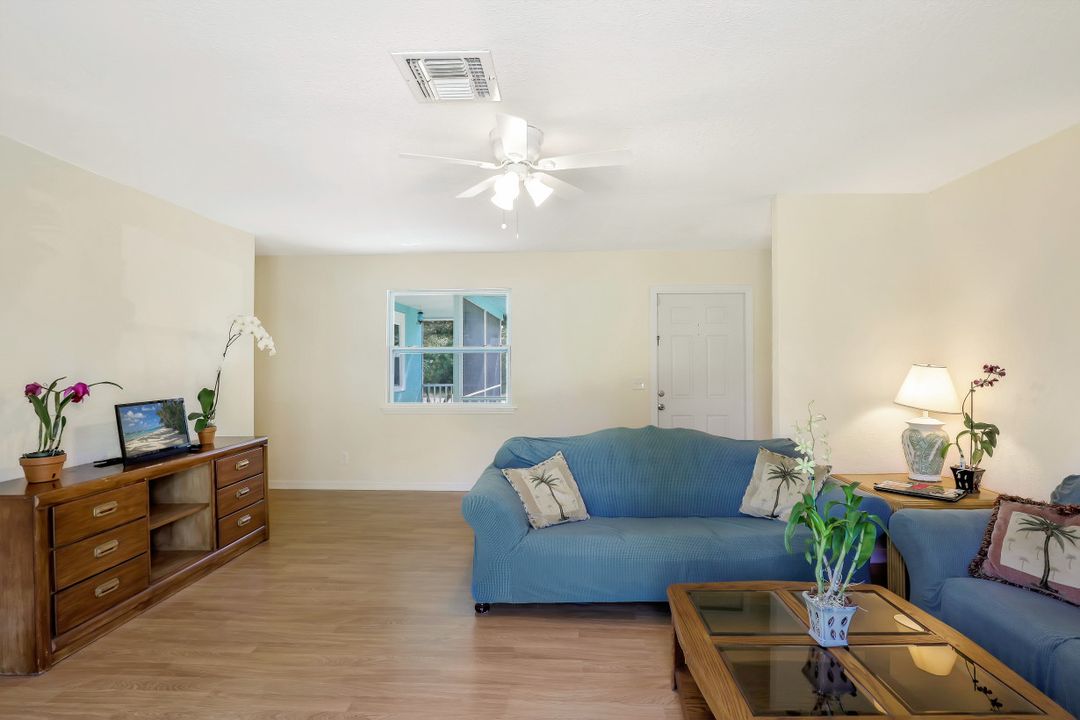 907 Maddock St E, Lehigh Acres, FL 33974