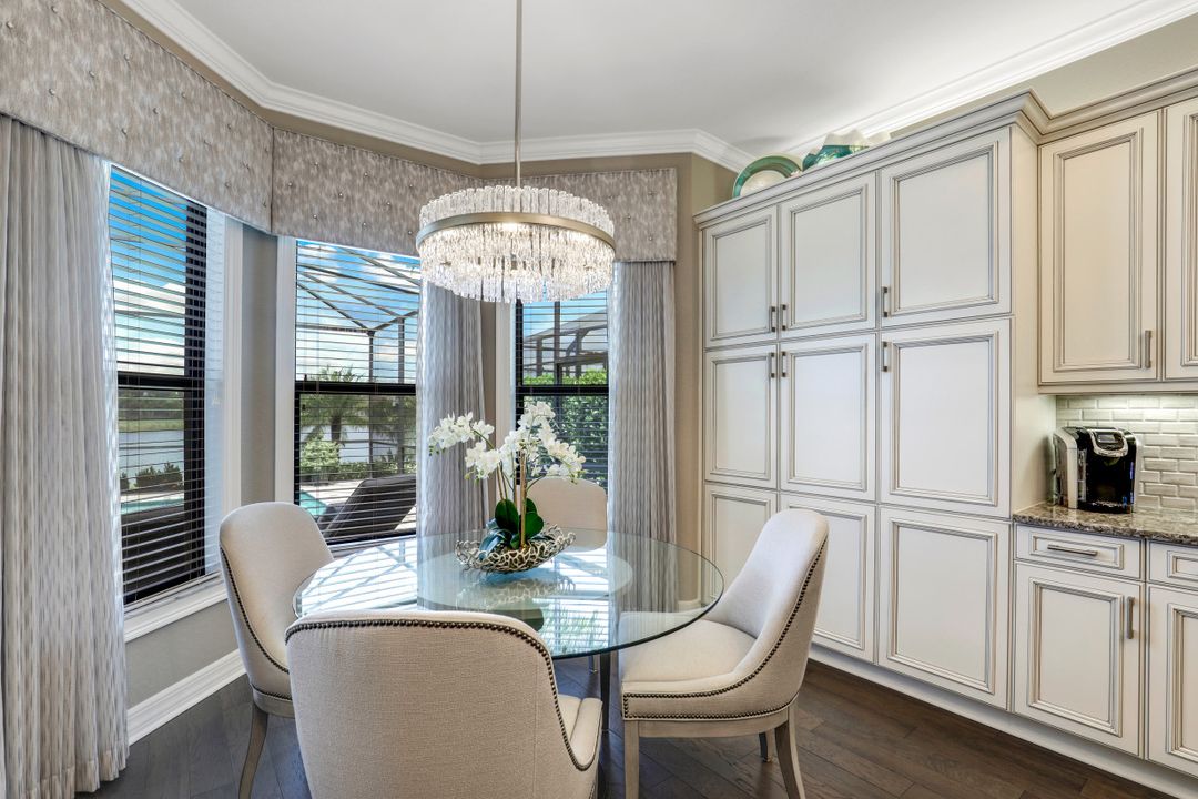 4383 Caldera Cir, Naples, FL 34119