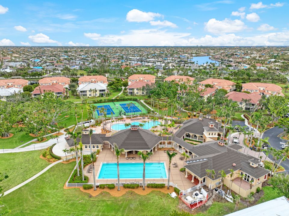 5909 Tarpon Gardens Cir #102, Cape Coral, FL 33914