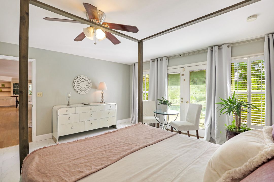 1030 Aqua Ln, Fort Myers, FL 33919