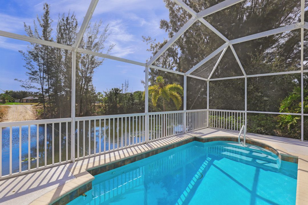 846 SW 31st Terrace, Cape Coral, FL 33914