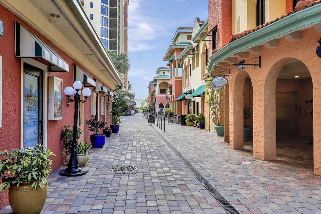 5793 Cape Harbour Dr, Cape Coral, FL 33914