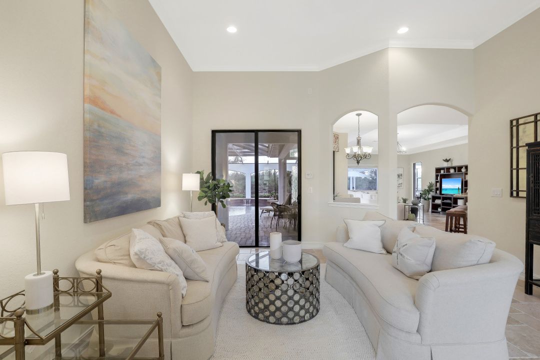 3400 Runaway Ln, Naples, FL 34114