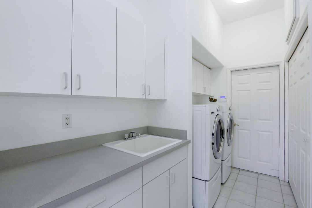 19259 Vintage Trace Cir, Fort Myers, FL 33967