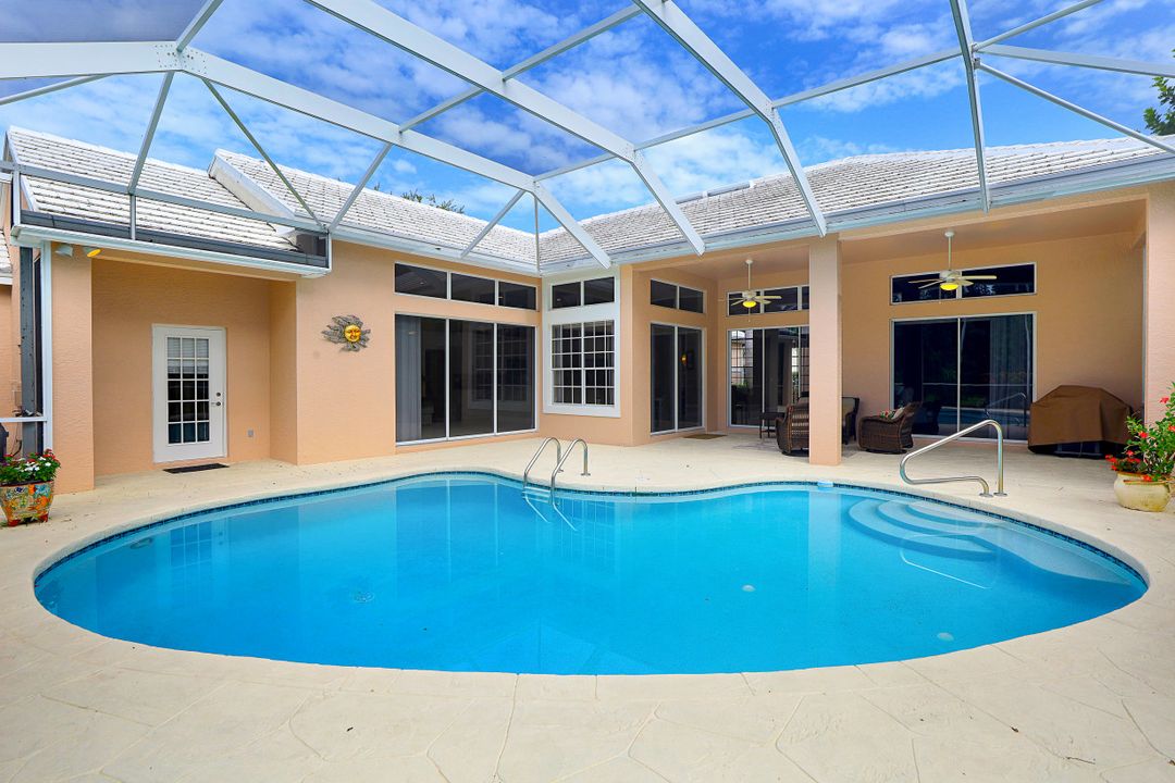 5910 Sonoma Ct, Naples, FL 34119