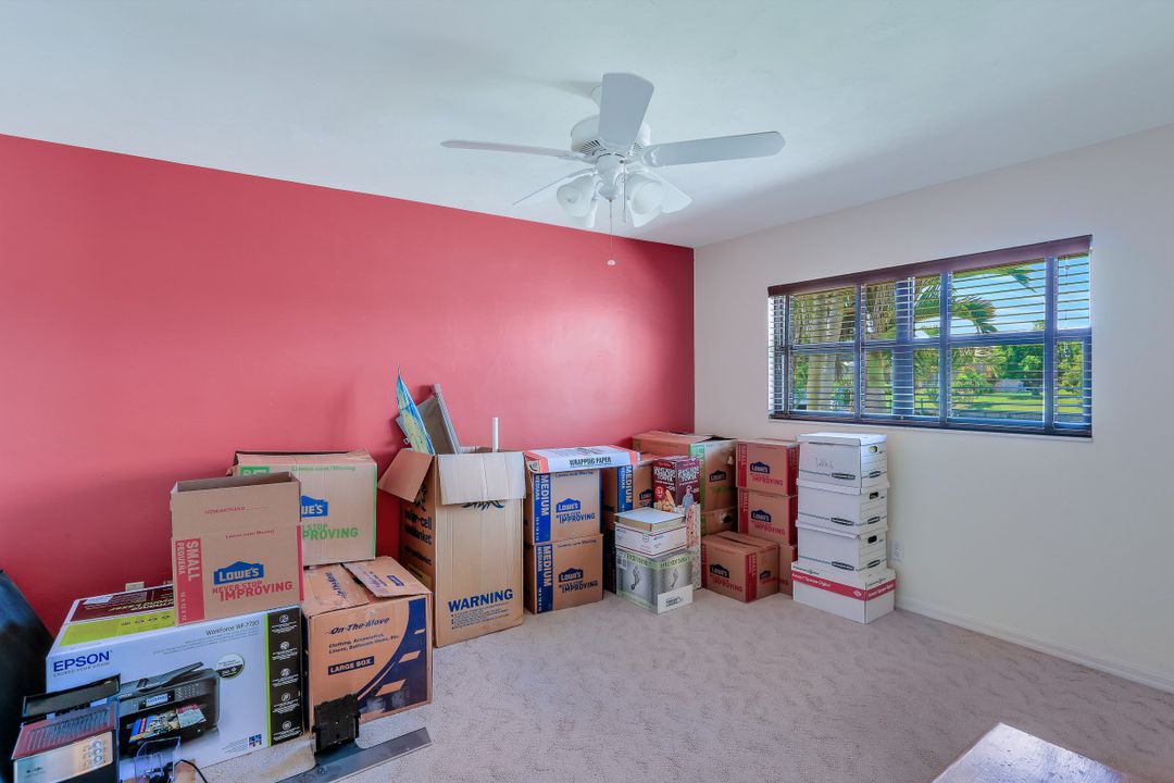 1902 SE 32nd St, Cape Coral, FL 33904
