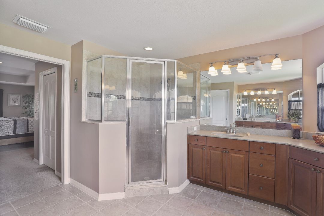 12493 Pebble Stone Ct, Fort Myers, FL 33913