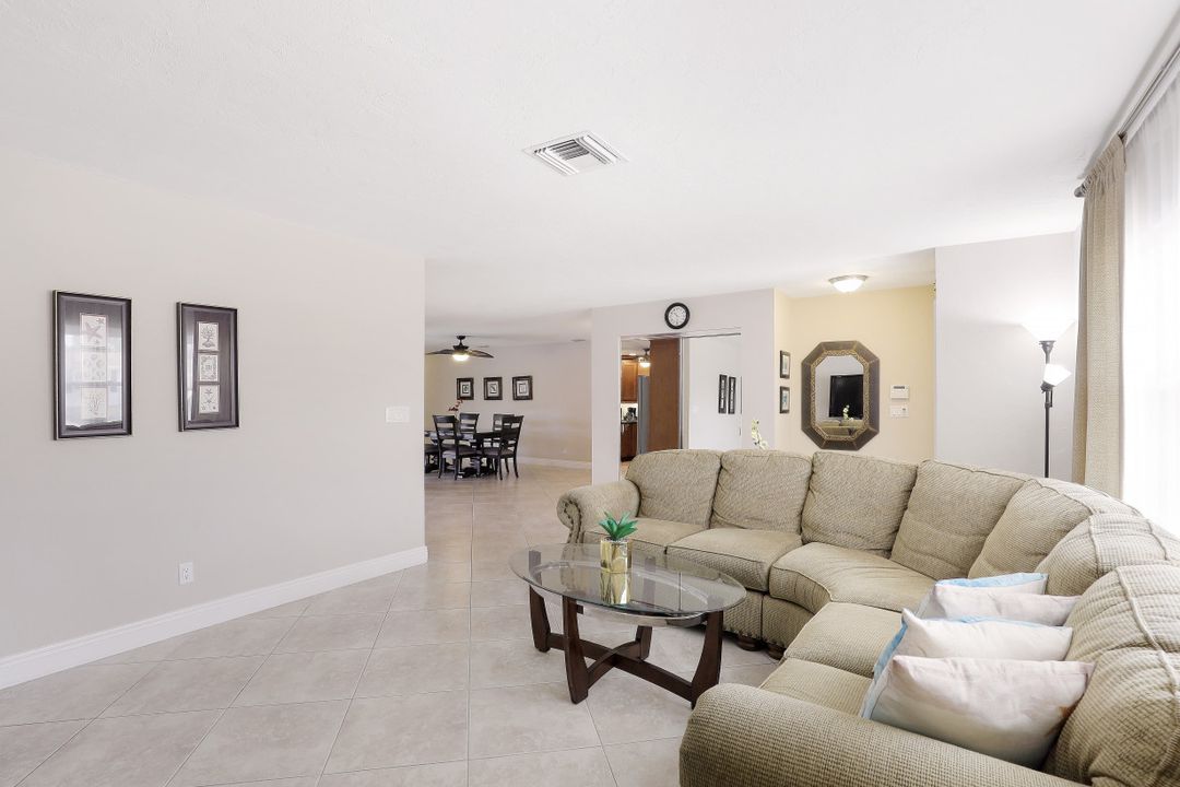 232 Tahiti Rd, Marco Island, FL 34145