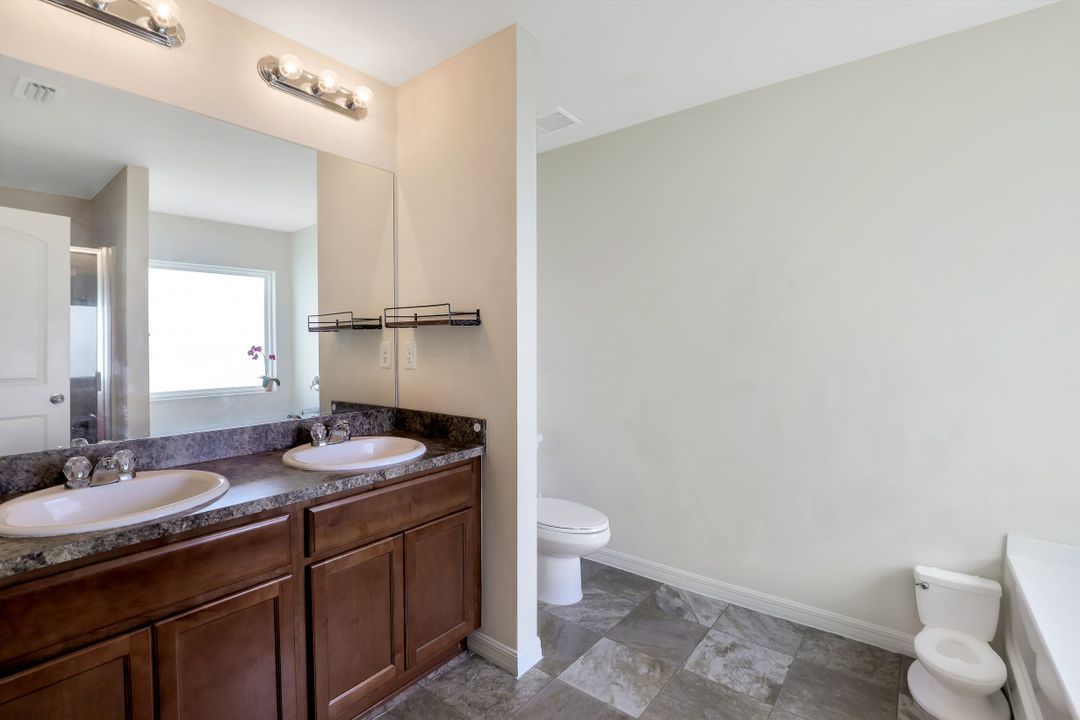 1708 NE Juanita Pl, Cape Coral, FL 33909