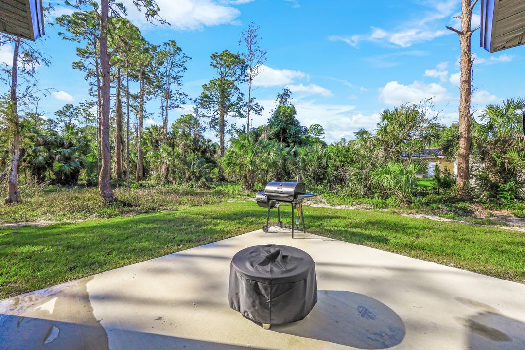 1030 22nd Ave NE, Naples, FL 34120