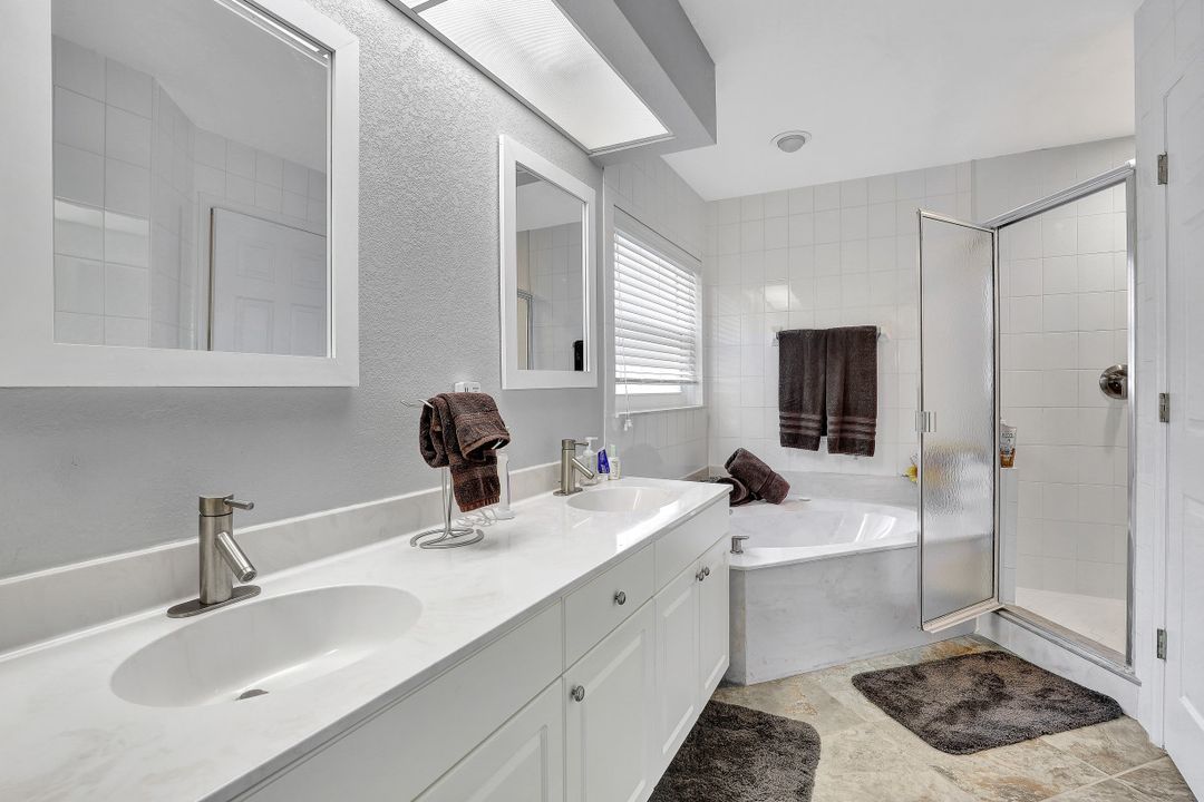 2130 SW 51st St, Cape Coral, FL 33914