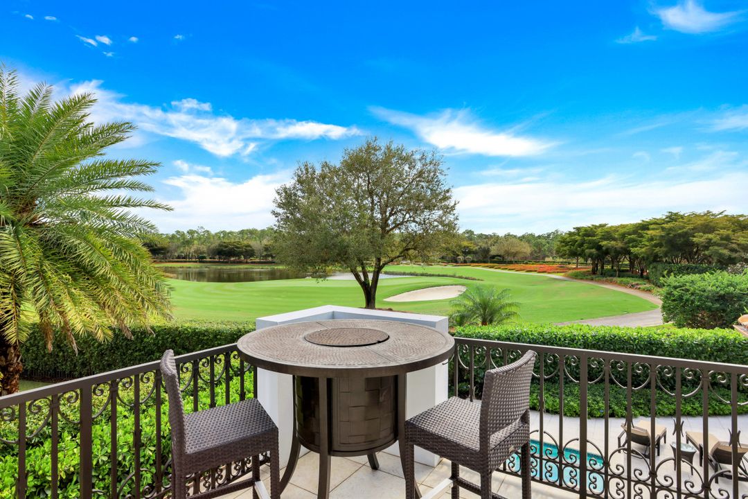 16904 Fairgrove Way, Naples, FL 34110