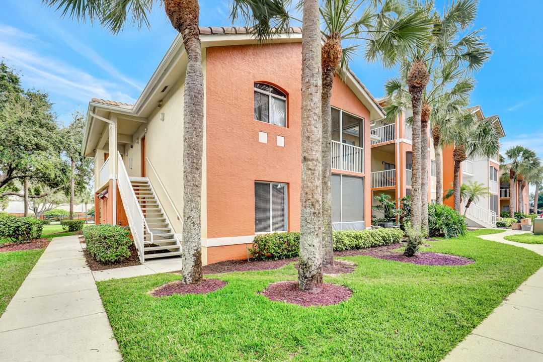 6481 Aragon Way #102, Fort Myers, FL 33966