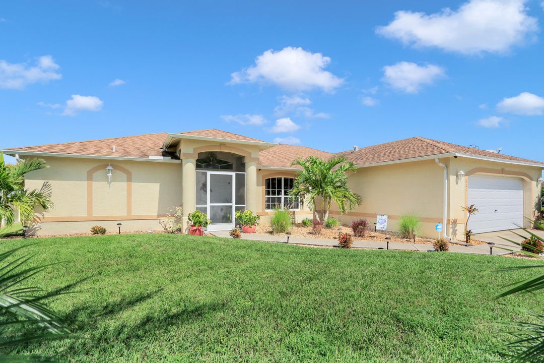 321 NE 10th Terrace, Cape Coral, FL 33909