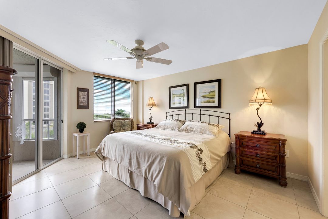 11118 Gulf Shore Dr #A503, Naples, FL 34108