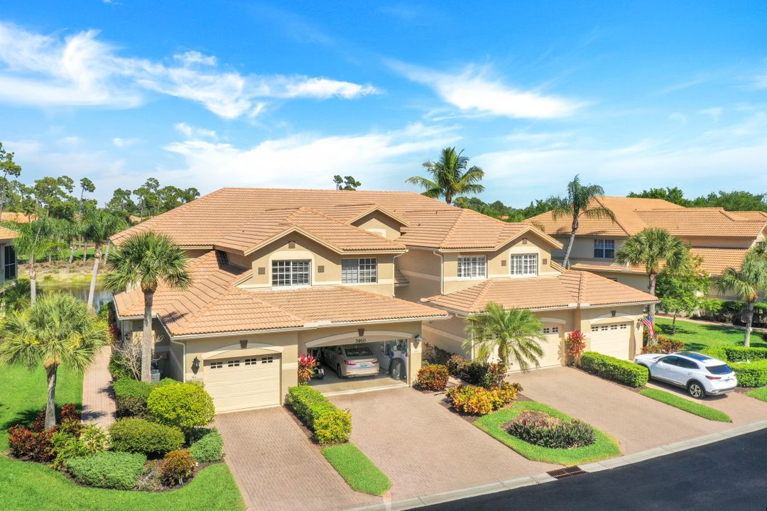3910 Loblolly Bay Dr #3-202, Naples, FL 34114