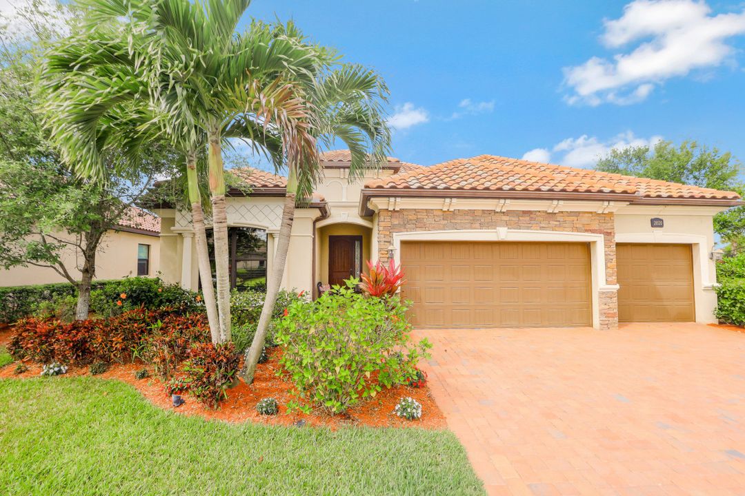 28520 Longford Ct, Bonita Springs, FL 34135