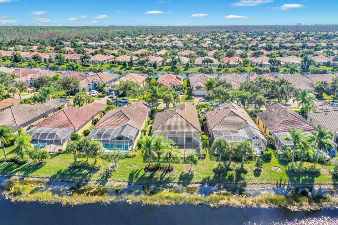 7759 Tommasi Ct, Naples, FL 34114