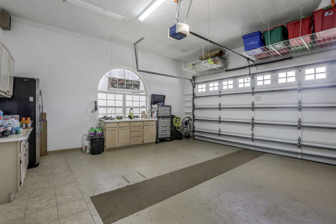 6705 Highland Pines Cir, Fort Myers, FL 33966