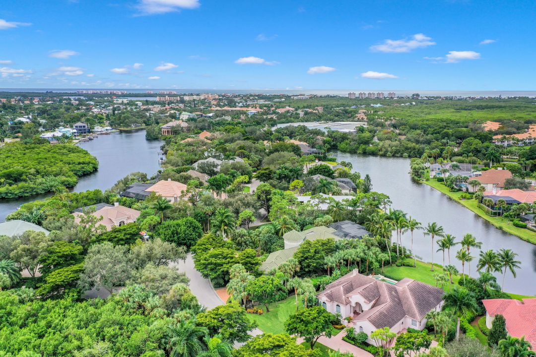 27280 Oak Knoll Dr, Bonita Springs, FL 34134