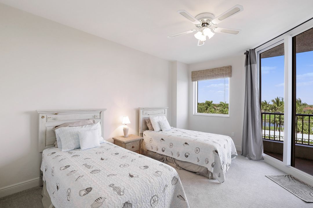 1065 Borghese Ln, Naples, FL 34114