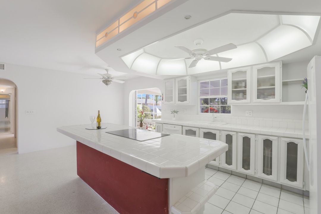 3096 Buena Vista Ln, Naples, FL 34105