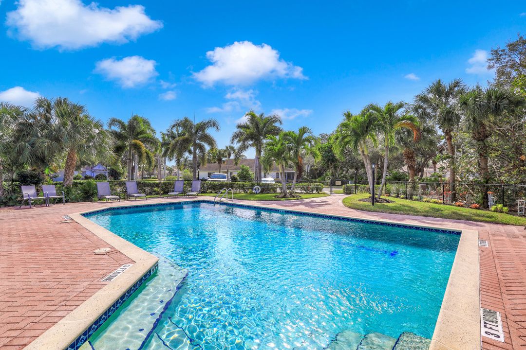 1196 Imperial Golf Course Blvd, Naples, FL 34110