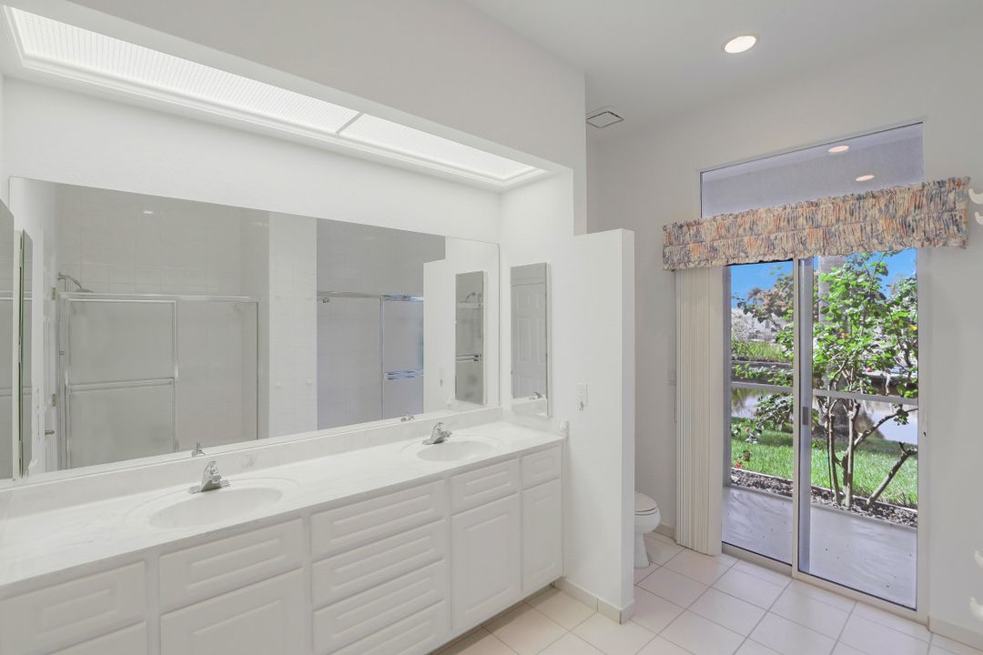 5364 Darby Ct, Cape Coral, FL 33904