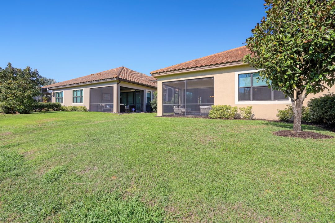 9123 Isla Bella Cir, Bonita Springs, FL 34135