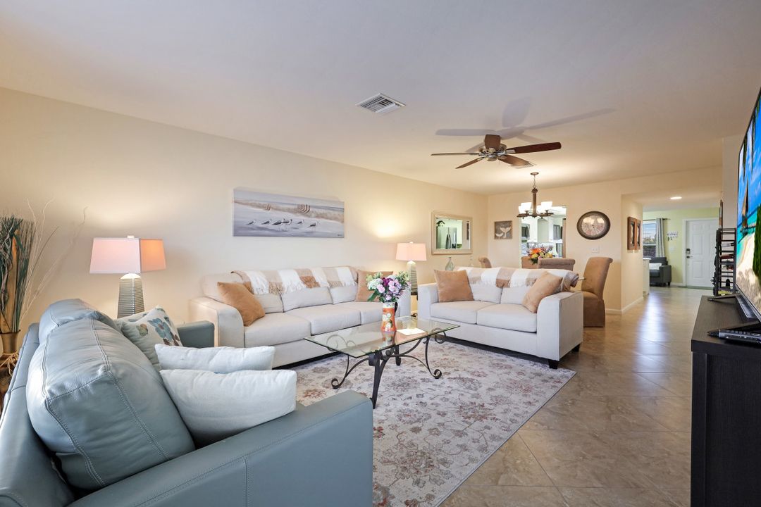 912 SE 46th St #202, Cape Coral, FL 33904